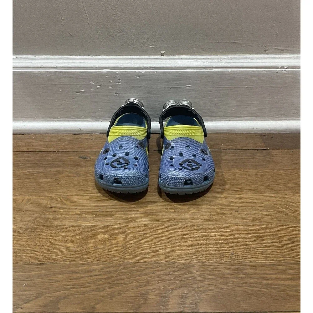 CROCS minions classic